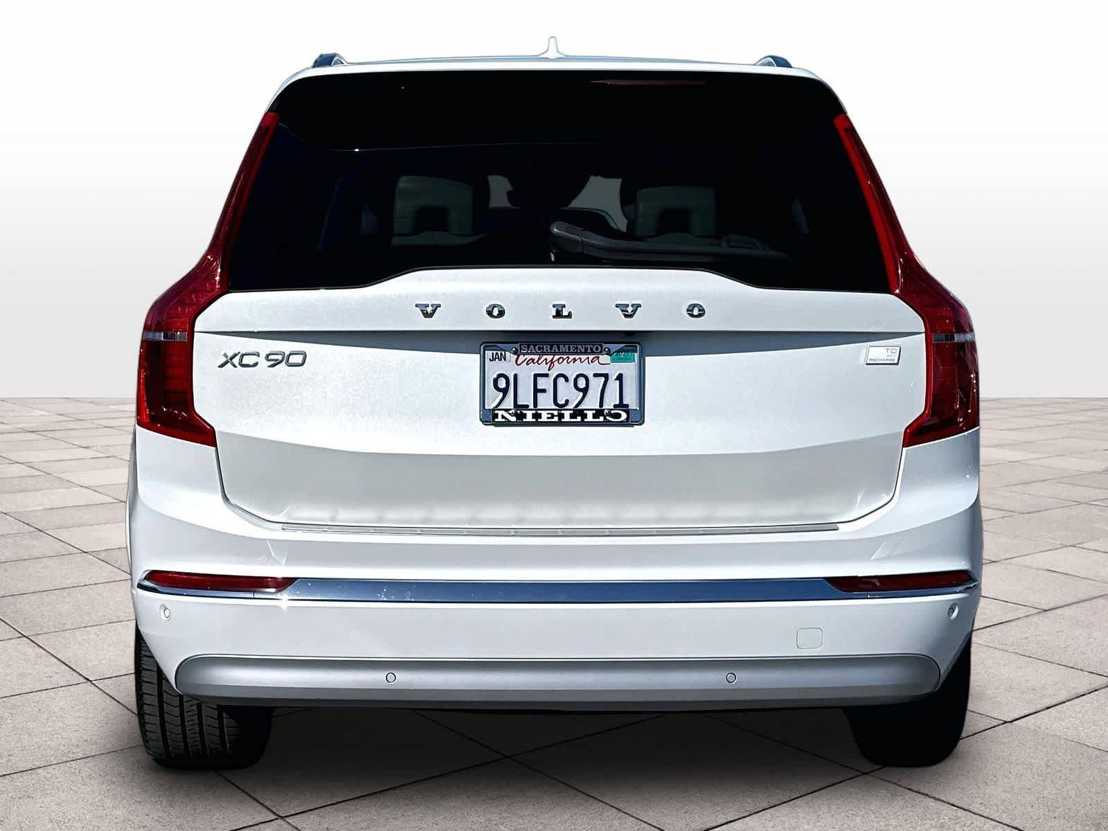 Used 2022 Volvo XC90 T8 Inscription Expression w/ Advanced Package AWD/4WD image 7