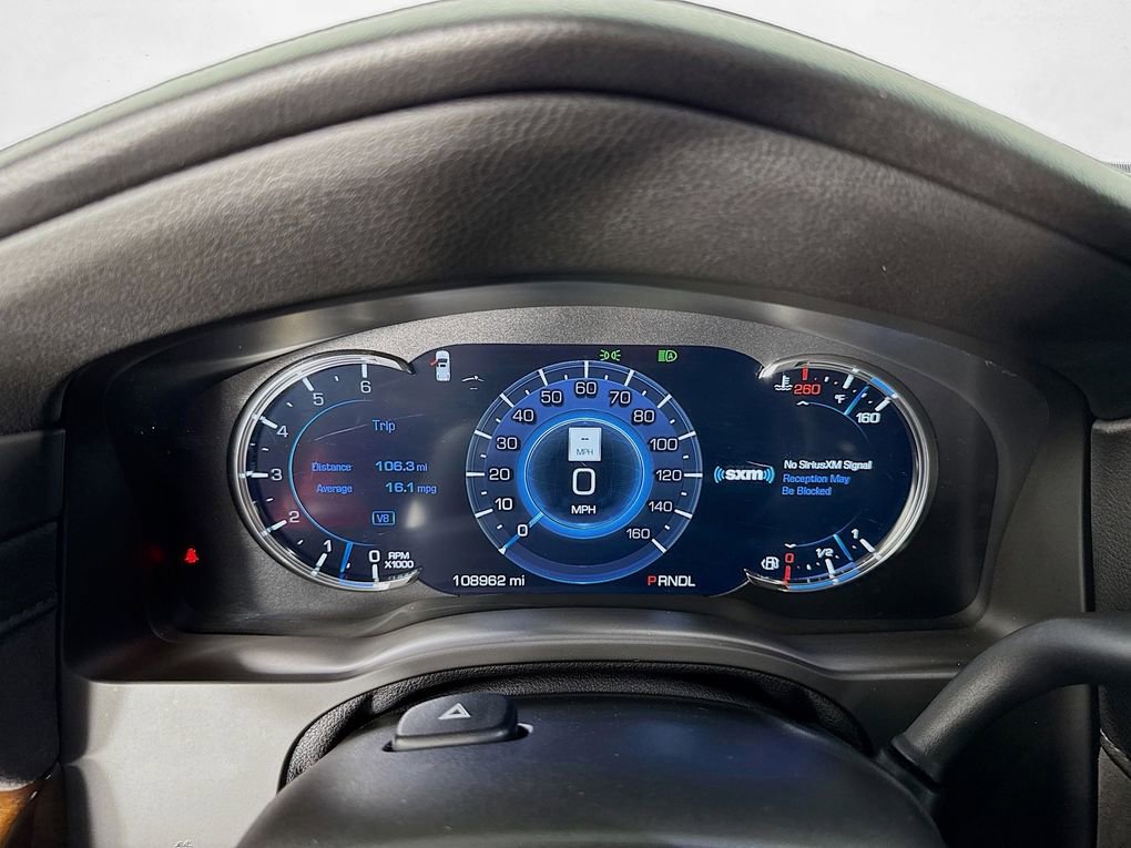 Used 2018 Cadillac Escalade Premium Luxury image 16