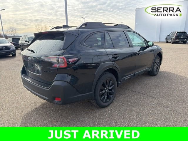 Used 2023 Subaru Outback Onyx Edition image 3