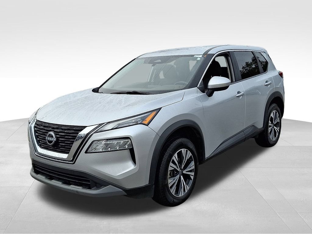 Used 2023 Nissan Rogue SV image 3