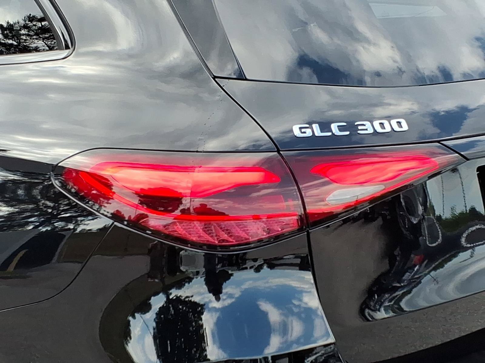 New 2026 Mercedes-Benz GLC 300 4MATIC image 9