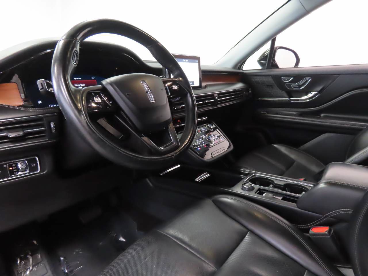Used 2022 Lincoln Corsair Reserve FWD image 14