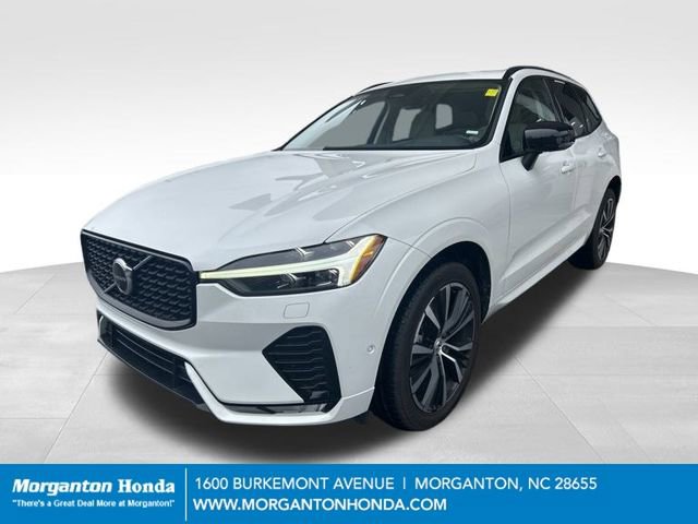 Used 2024 Volvo XC60 B5 Plus image 3