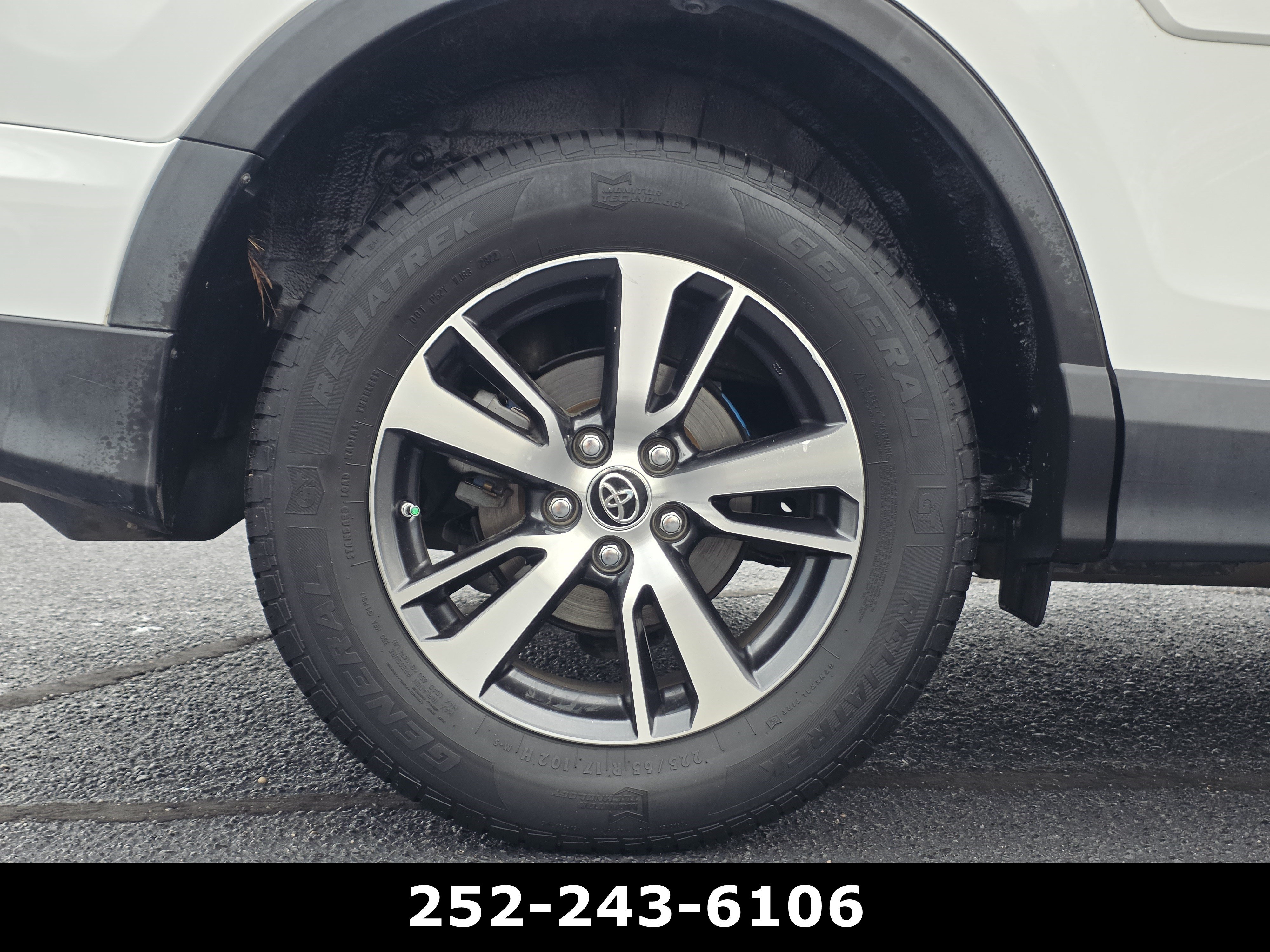 Used 2016 Toyota RAV4 XLE FWD image 45