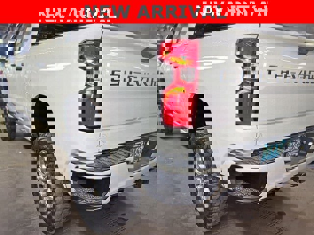 Used 2019 Chevrolet Silverado 1500 Custom w/ Trailering Package image 9