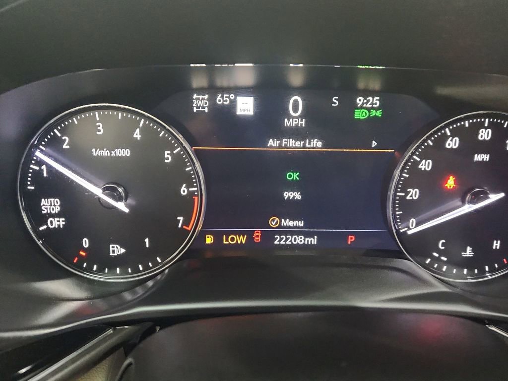 Used 2023 Buick Envision Avenir AWD/4WD image 19
