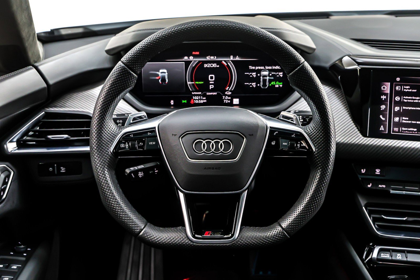 Used 2024 Audi RS e-tron GT w/ Carbon Performance Package image 18