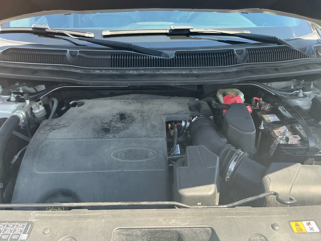 Used 2016 Ford Explorer XLT w/ Equipment Group 202A FWD image 25