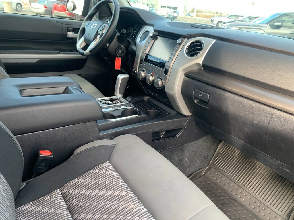 Used 2020 Toyota Tundra SR5 image 19