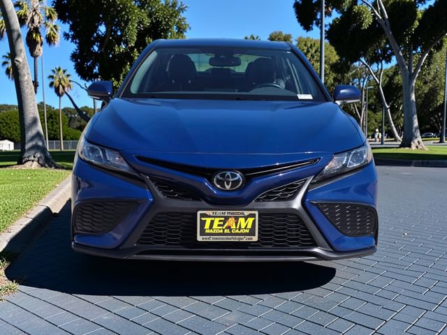 Used 2023 Toyota Camry SE w/ Cold Weather Package image 3