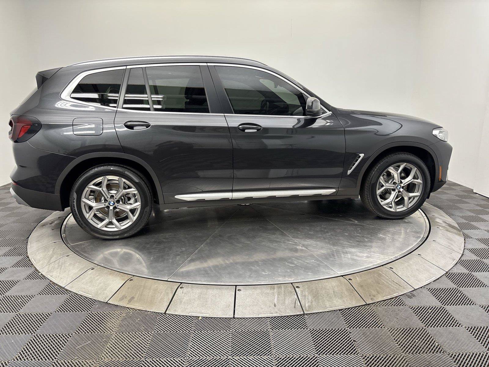Used 2023 BMW X3 xDrive30i w/ Premium Package AWD/4WD image 17