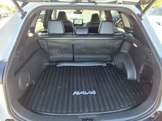 Used 2023 Toyota RAV4 XSE AWD/4WD image 32