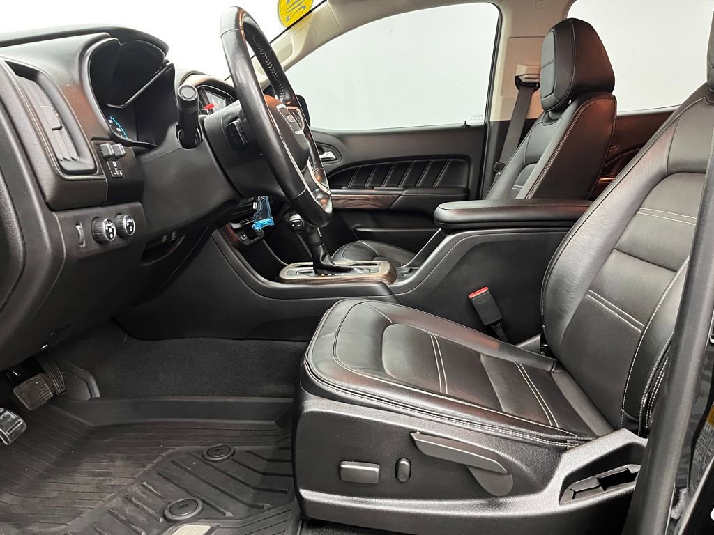 Used 2021 GMC Canyon Denali image 17