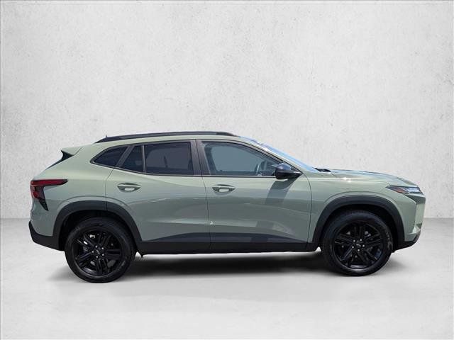 Used 2025 Chevrolet Trax ACTIV FWD image 4