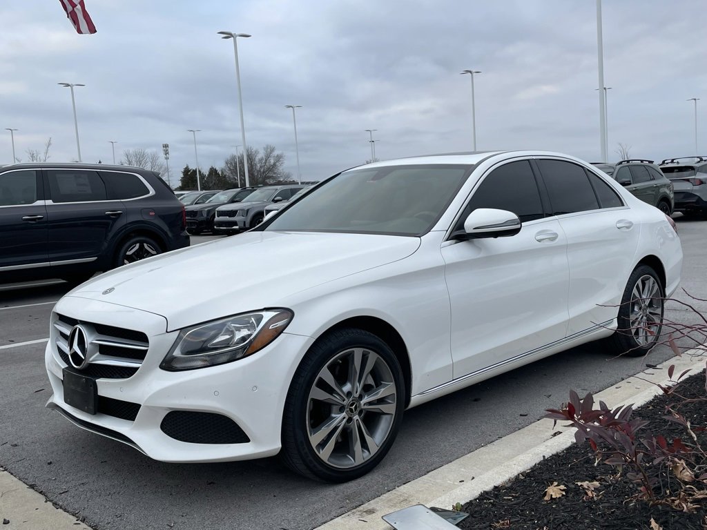 Used 2018 Mercedes-Benz C 300 4MATIC Sedan image 3