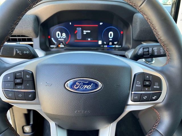 Used 2026 Ford Explorer Active AWD/4WD image 16