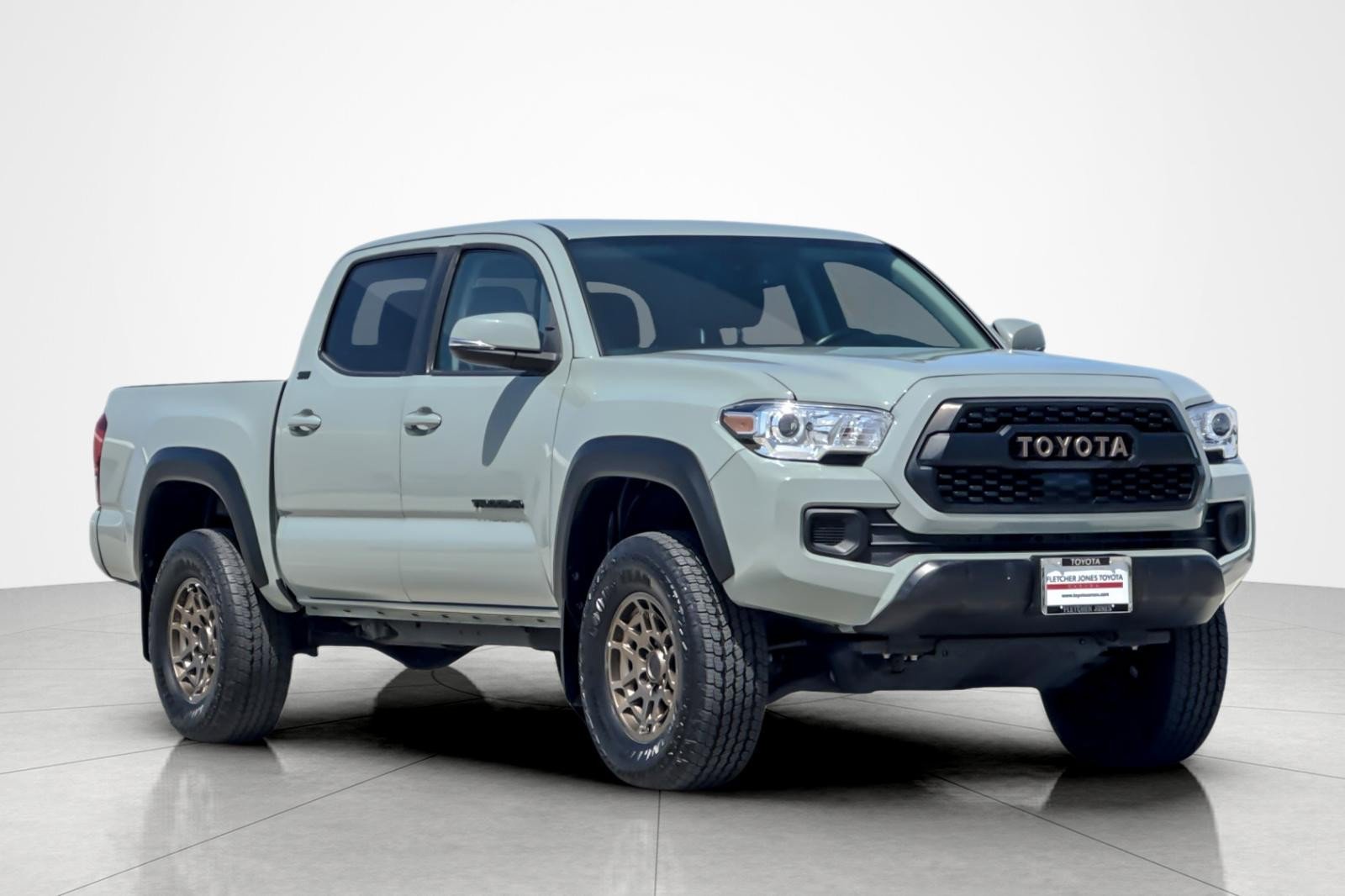 Used 2023 Toyota Tacoma 4x4 Double Cab w/ Trail Edition image 7