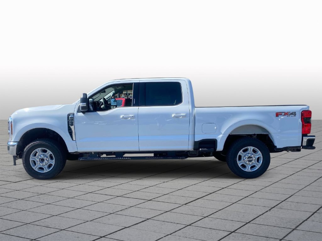 New 2027 Ford F250 XLT w/ XLT Premium Package AWD/4WD image 4