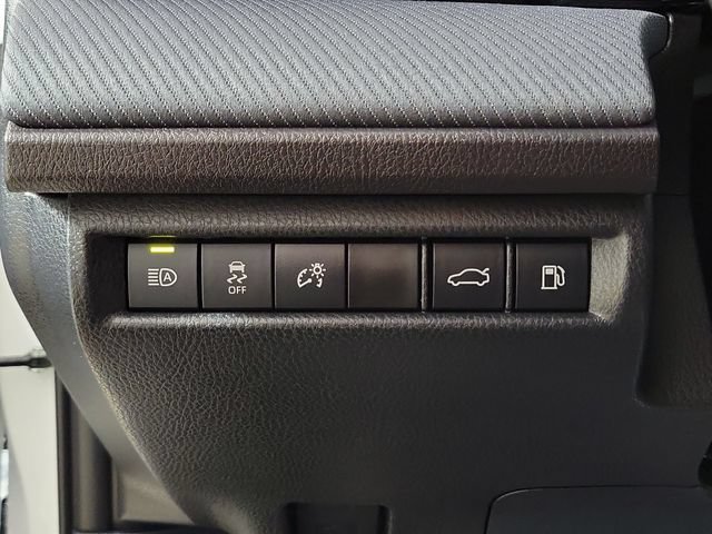 Used 2026 Toyota Camry SE FWD image 23