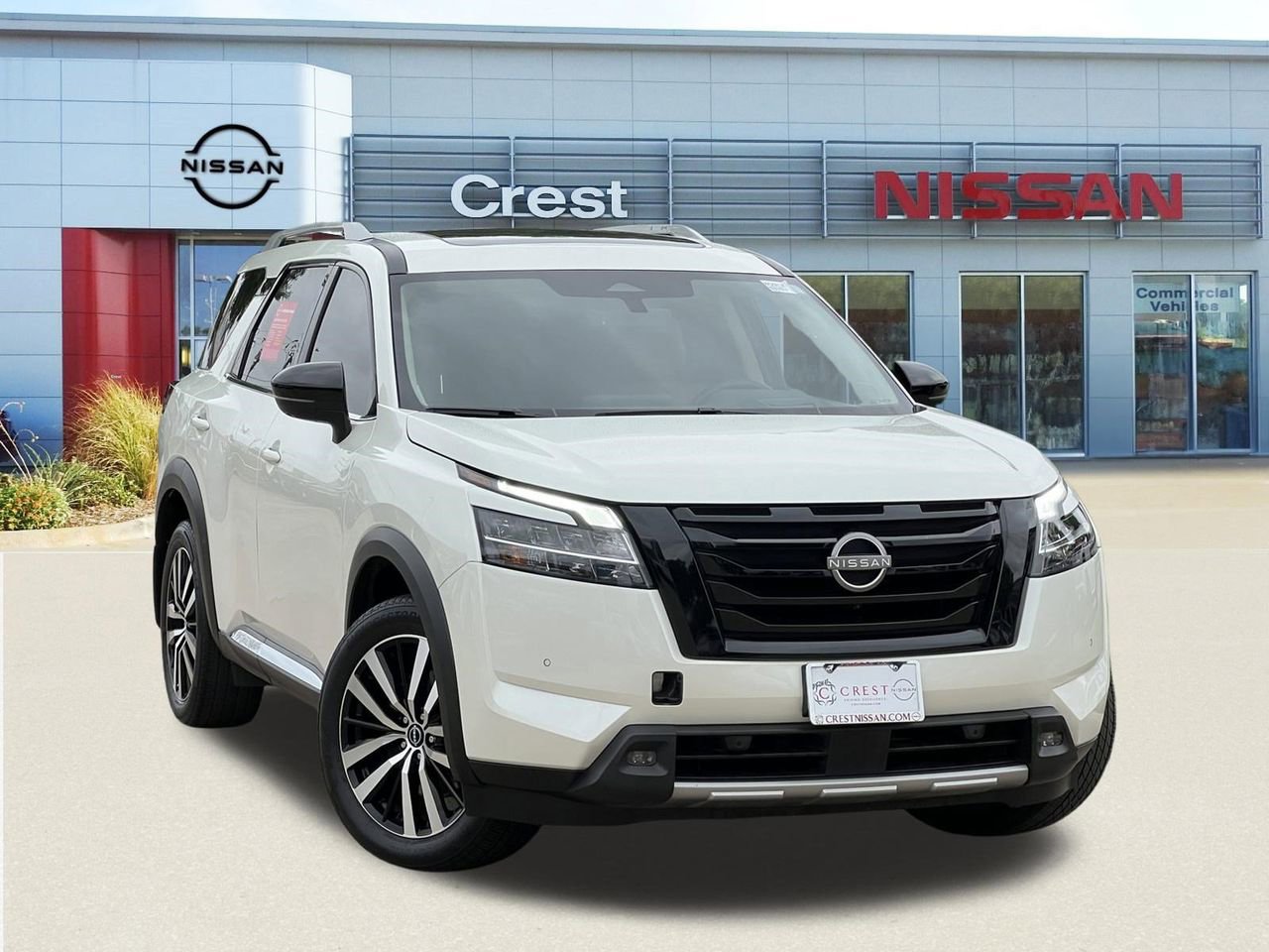 Certified 2024 Nissan Pathfinder Platinum