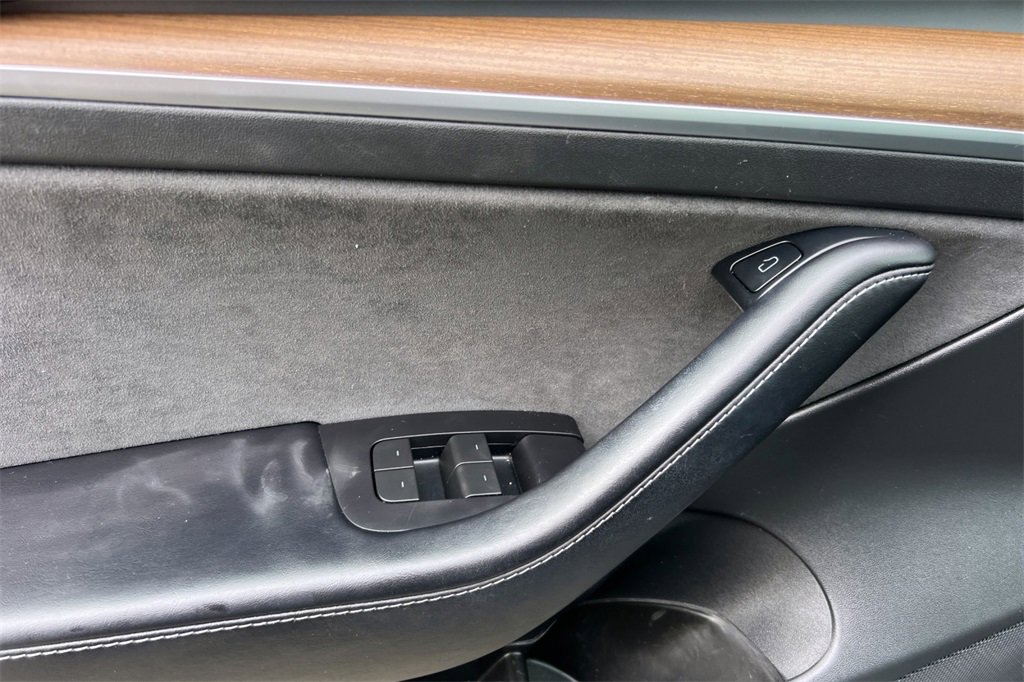 Used 2022 Tesla Model 3 Long Range image 13