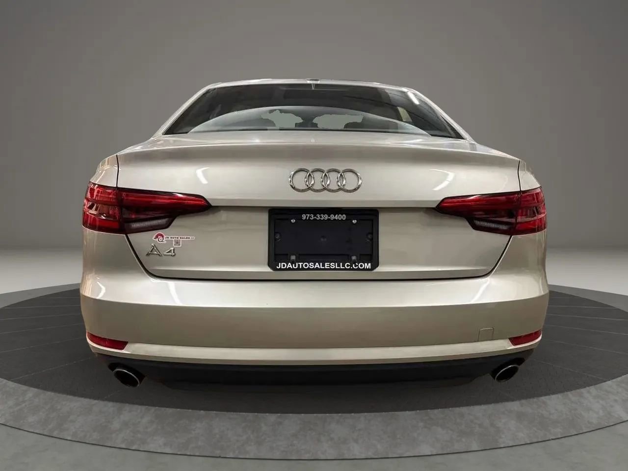 Used 2017 Audi A4 2.0T Premium w/ Convenience Package FWD image 4