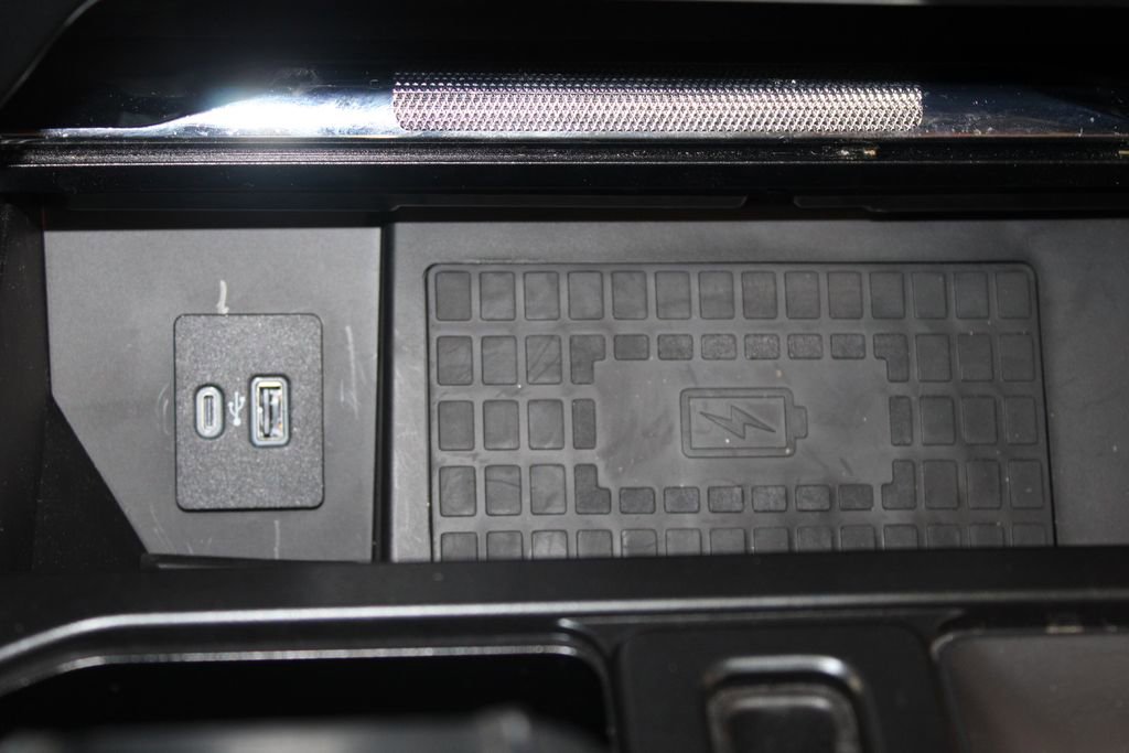 Used 2022 Ford F150 Lariat w/ Equipment Group 502A High AWD/4WD image 50