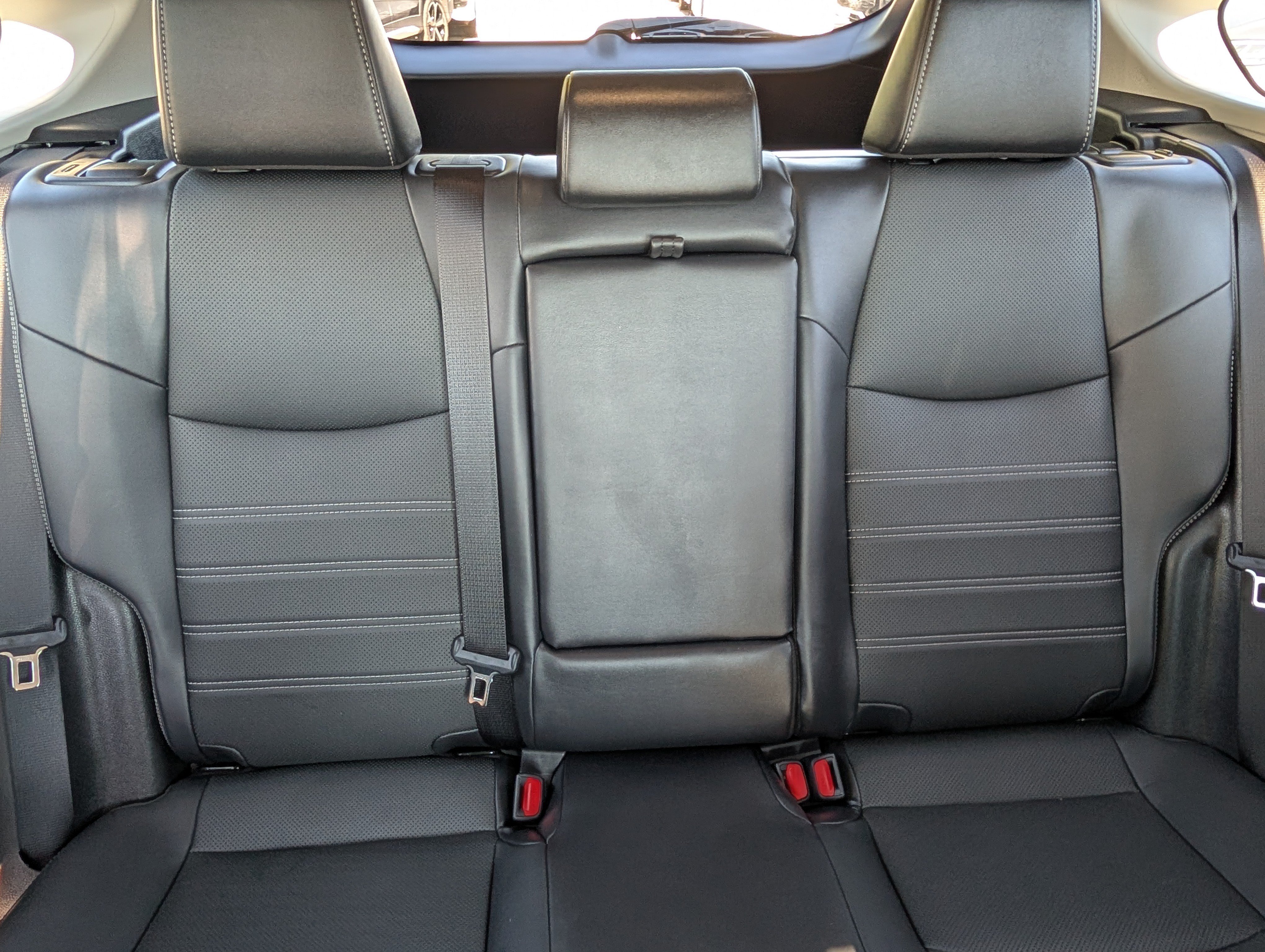 Used 2022 Toyota RAV4 Limited AWD/4WD image 13