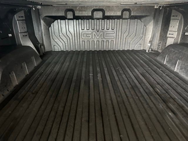 Used 2023 GMC Sierra 1500 AT4 w/ AT4 Premium Package AWD/4WD image 14