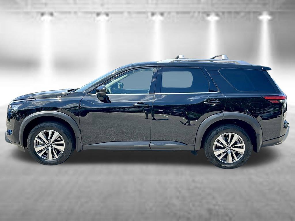 Certified 2022 Nissan Pathfinder SL w/ SL Black Package FWD image 10
