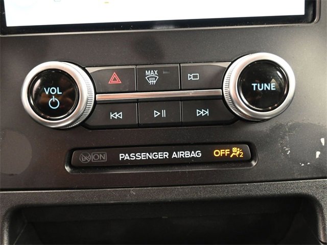 Used 2024 Ford Edge Titanium image 9