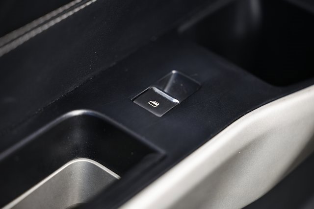 Used 2022 Ford Explorer Limited w/ Equipment Group 301A image 24