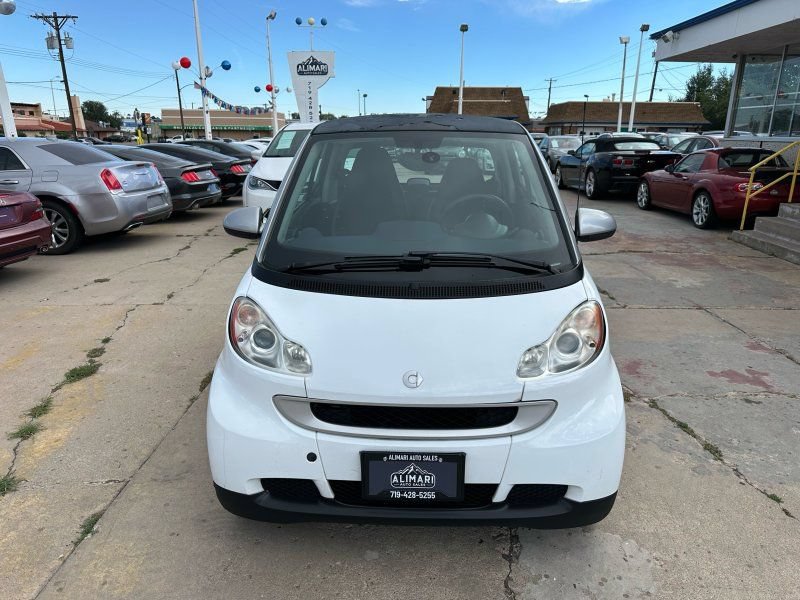 Used 2012 smart fortwo pure RWD image 2