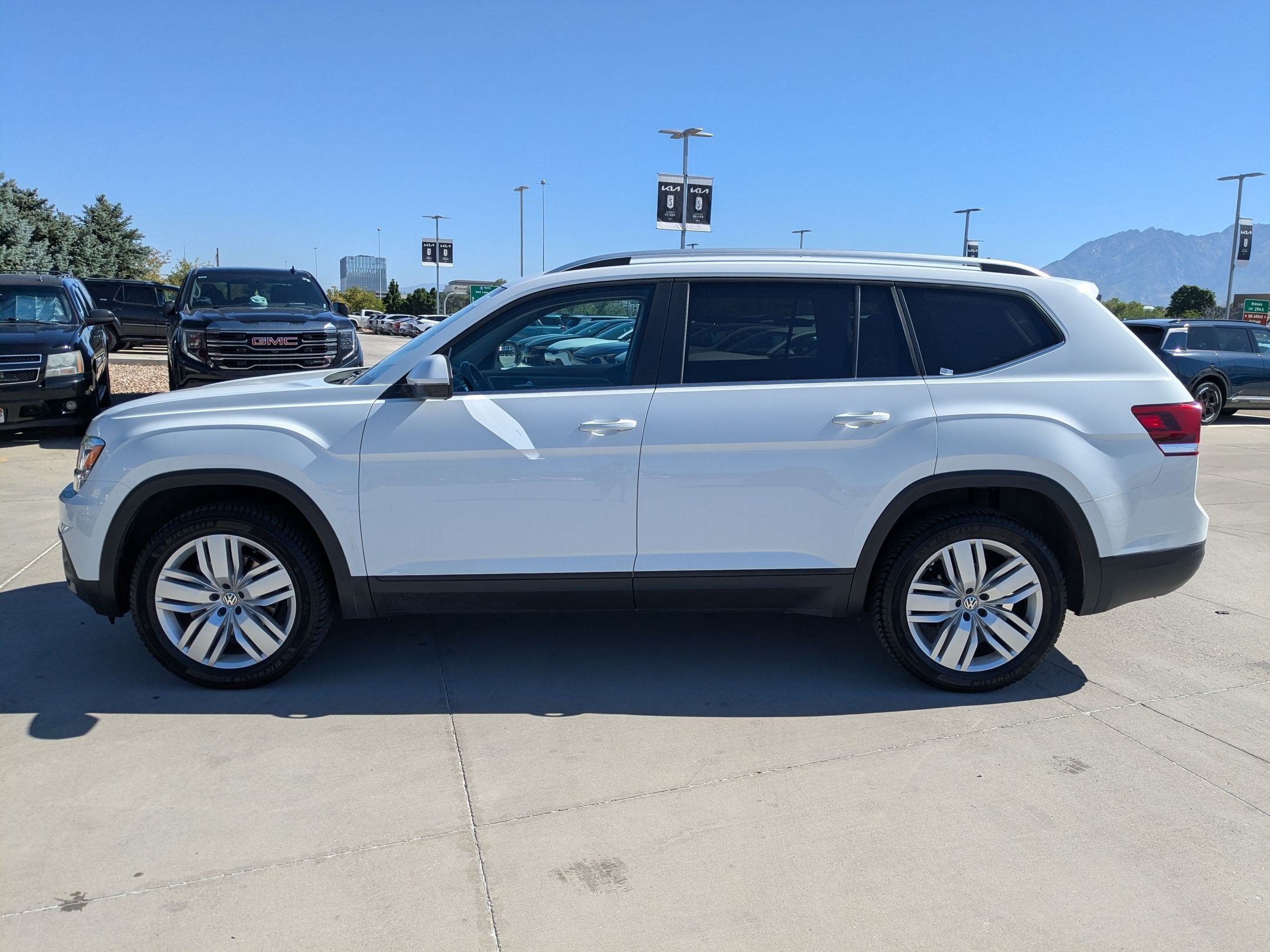 Used 2019 Volkswagen Atlas SE AWD/4WD image 3