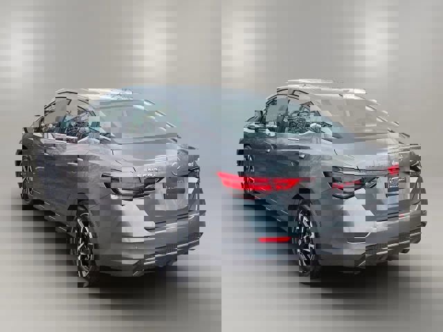 Used 2025 Nissan Sentra SV image 7