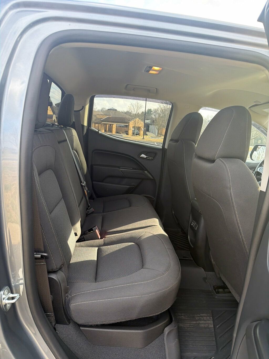 Used 2022 Chevrolet Colorado LT w/ LT Convenience Package image 13