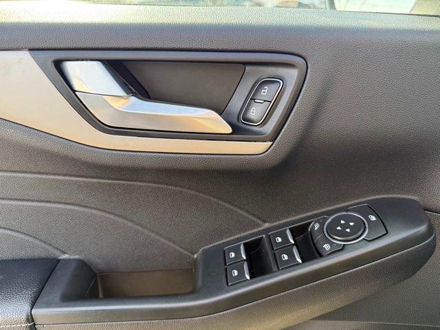 Used 2022 Ford Escape SEL image 15