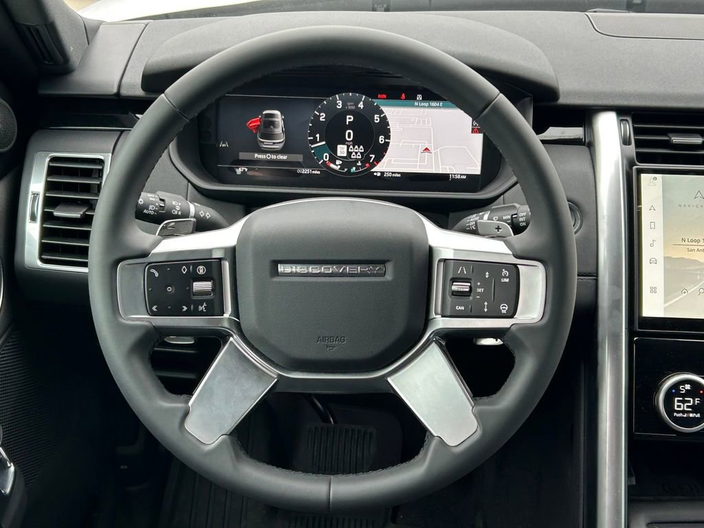 Used 2025 Land Rover Discovery S AWD/4WD image 46