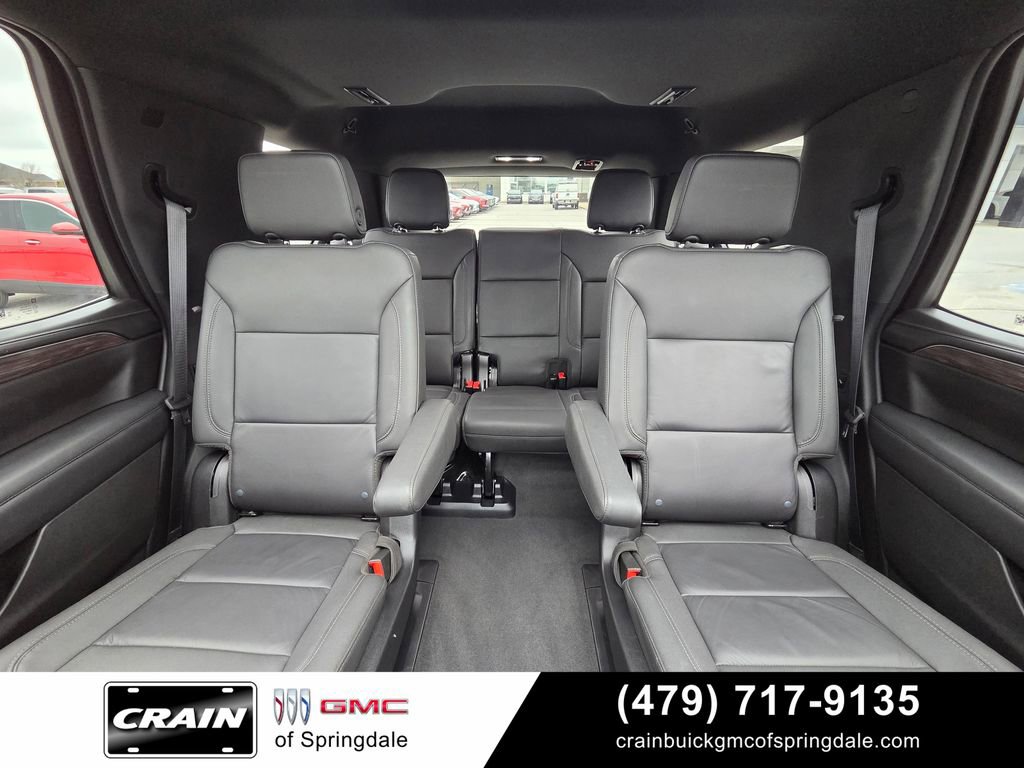 Used 2024 Chevrolet Tahoe Z71 w/ Luxury Package AWD/4WD image 28