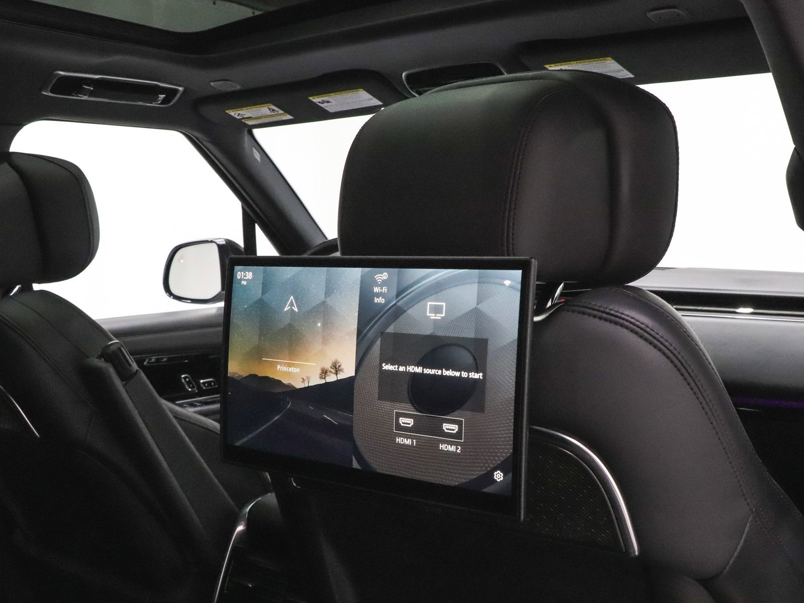 Used 2024 Land Rover Range Rover Autobiography image 28