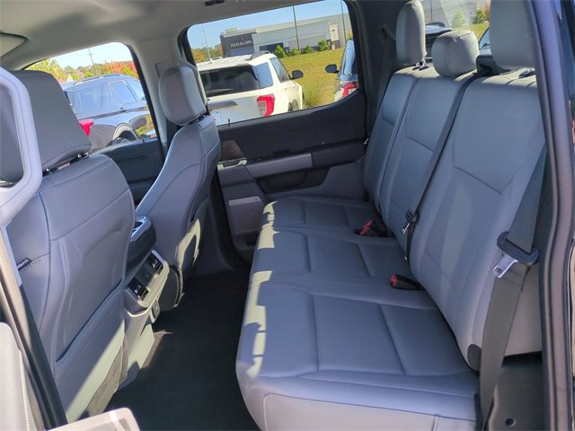 Used 2025 Ford F150 Lightning Flash image 14