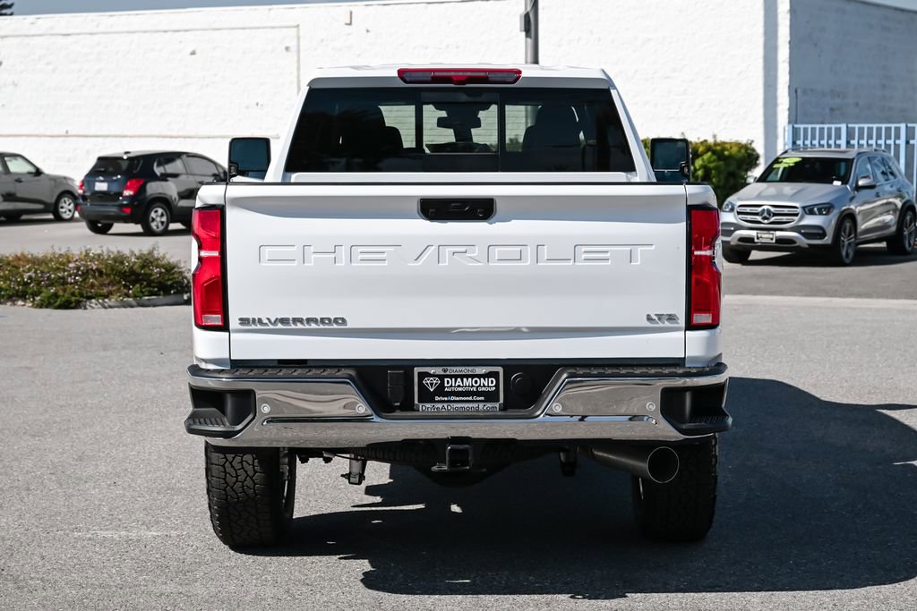 New 2026 Chevrolet Silverado 2500 LTZ w/ LTZ Convenience Package AWD/4WD image 5