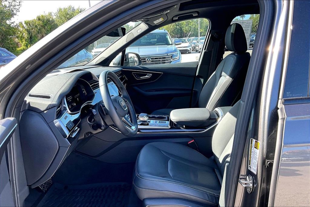 Used 2025 Audi Q7 2.0T Premium w/ Convenience Plus Package image 21