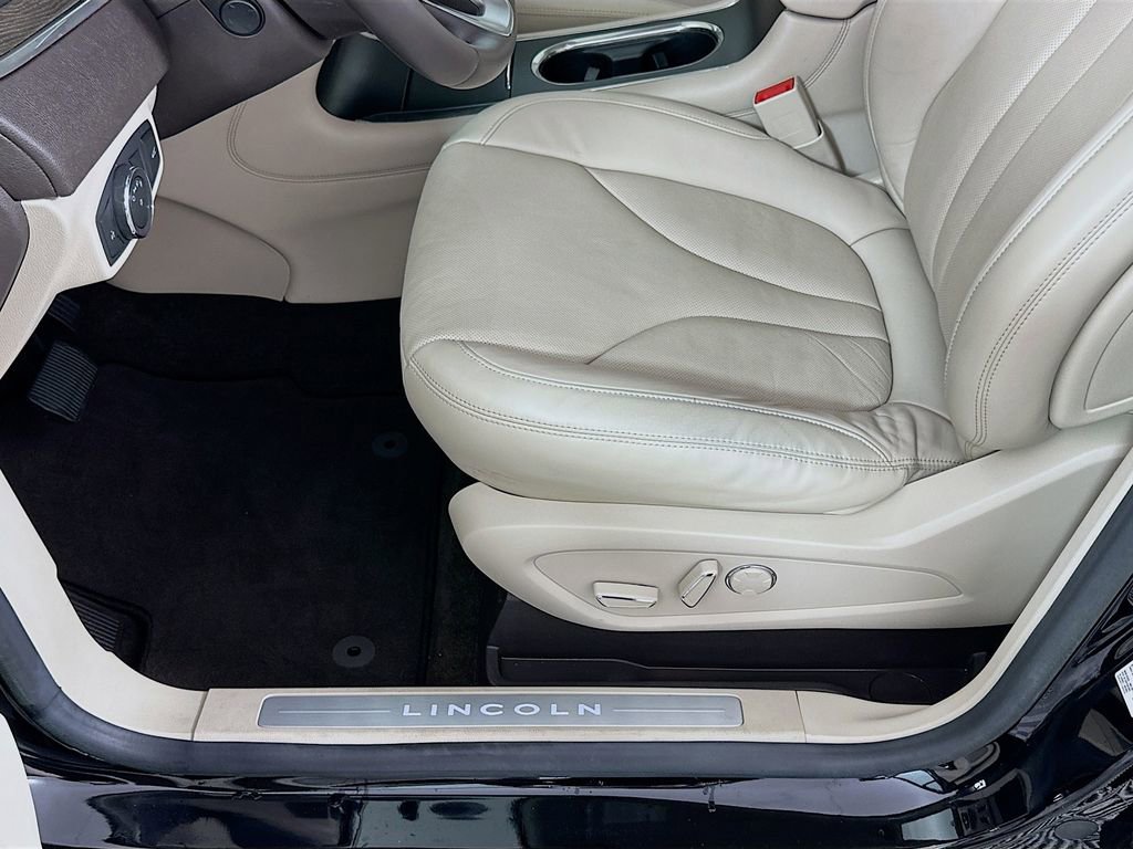 Used 2019 Lincoln MKC Reserve w/ MKC Technology Package image 20