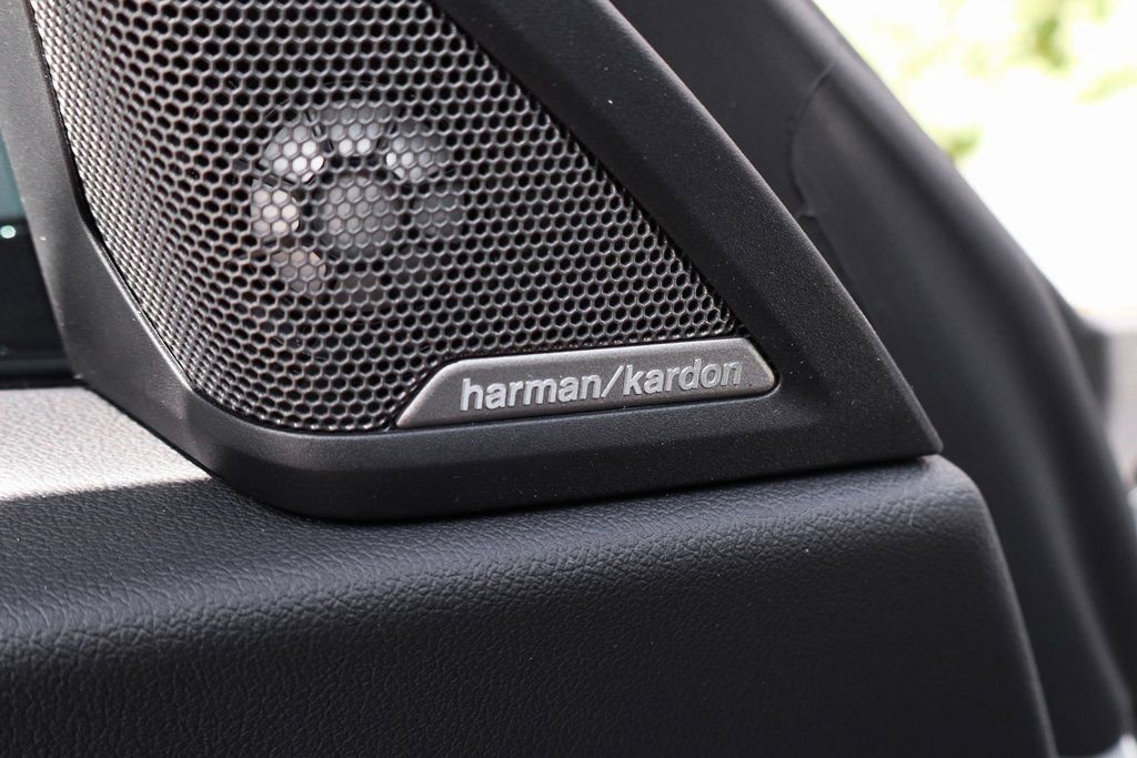 Used 2025 BMW M2 w/ Lighting Package image 14