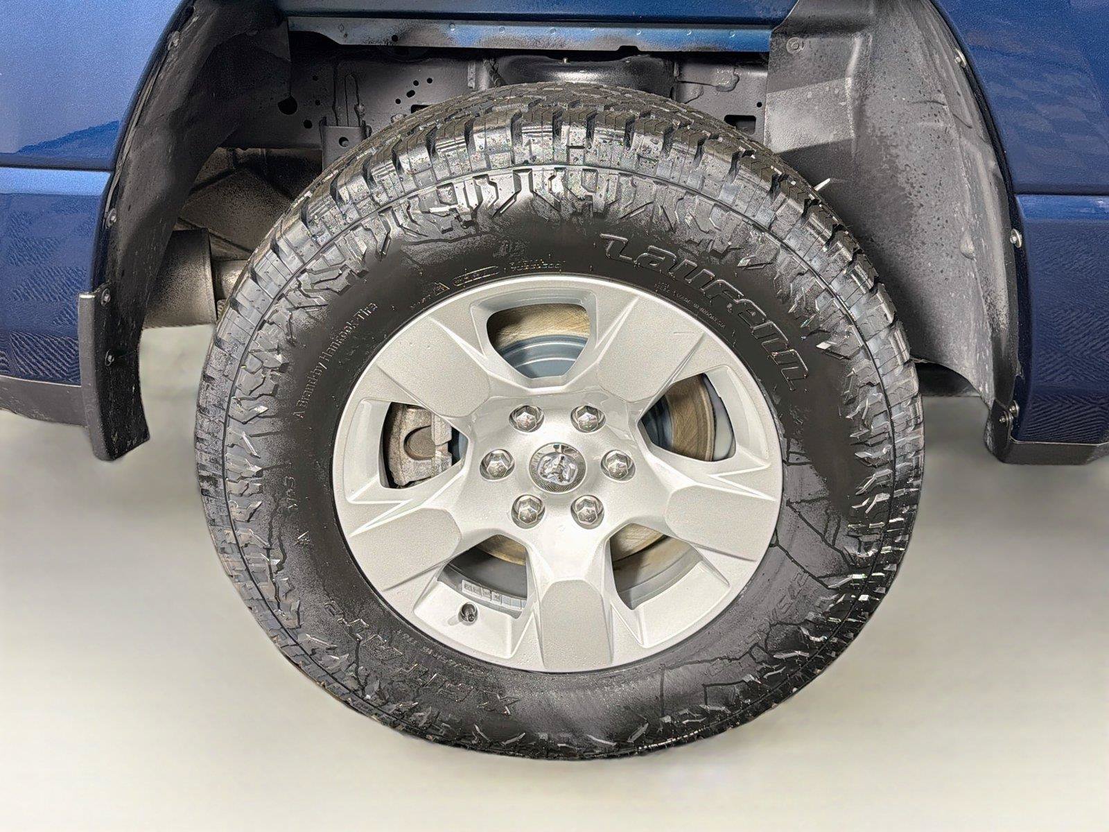 Used 2023 RAM 1500 Big Horn AWD/4WD image 34