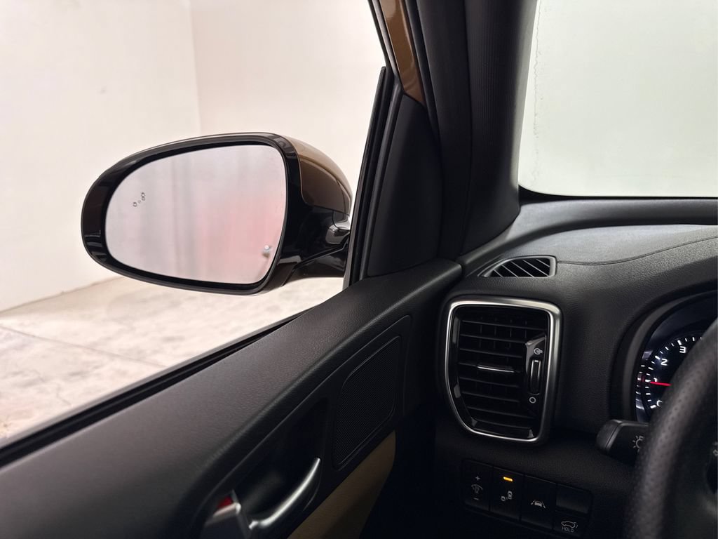 Used 2020 Kia Sportage SX FWD image 35
