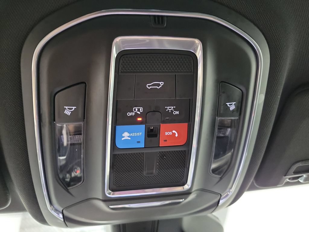 Used 2024 Jeep Grand Cherokee L Laredo AWD/4WD image 46
