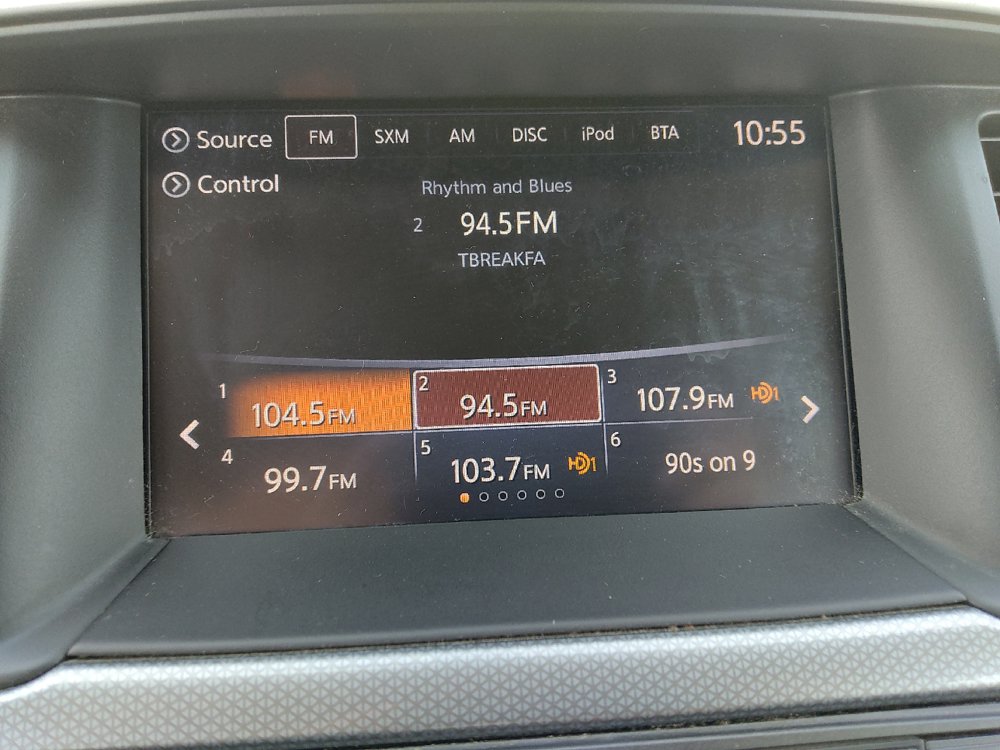Used 2018 Nissan Pathfinder SL w/ Midnight Edition Package AWD/4WD image 25