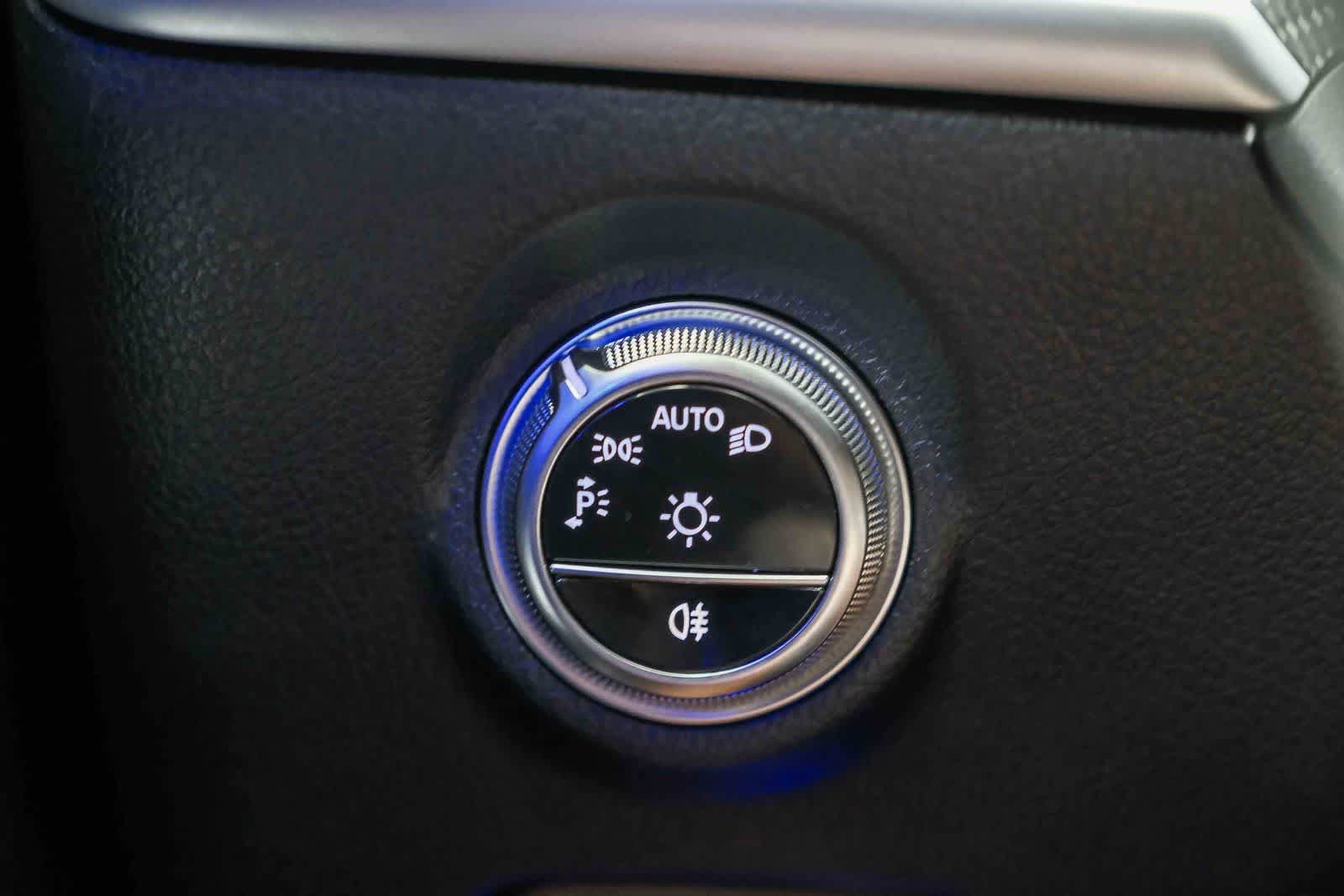 Certified 2023 Mercedes-Benz C 43 AMG 4MATIC Sedan image 29